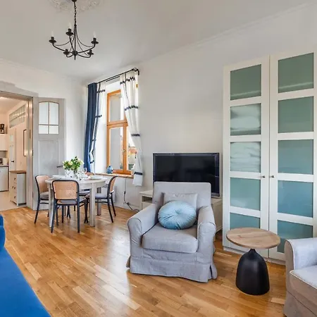 Traugutta Plaza, Sun & Snow Appartamento Sopot