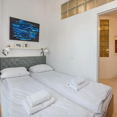 Traugutta Plaza, Sun & Snow Sopot